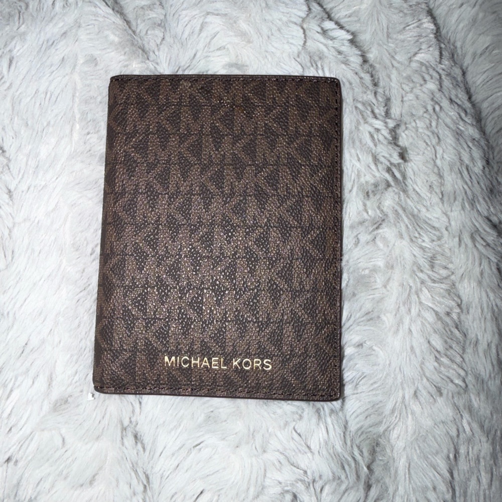 Michael Kors Signature Brown Card Holder
